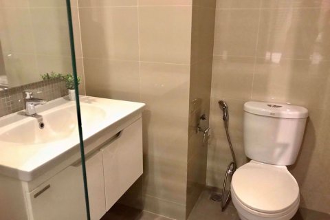 Condo à Watthana, Bangkok, Thaïlande, 1 chambre  № 76737 - photo 7