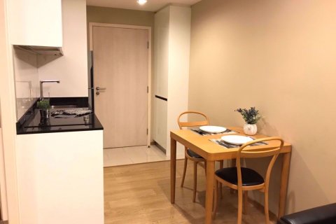 Condo à Watthana, Bangkok, Thaïlande, 1 chambre  № 76737 - photo 4