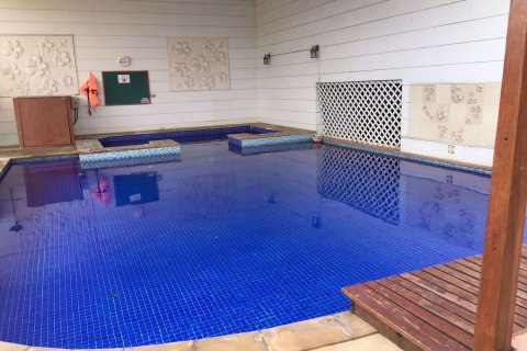 Condominio de 2 dormitorios en Bang Kapi, Bangkok, Tailandia № 76585 - foto 18