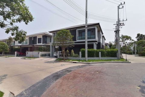 Casa de 4 dormitorios en Bang Kaeo, Tailandia № 76736 - foto 14