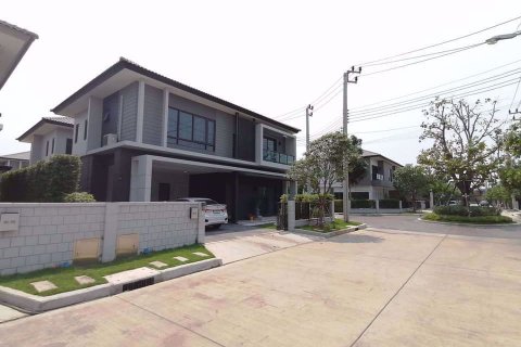 Casa de 4 dormitorios en Bang Kaeo, Tailandia № 76736 - foto 13