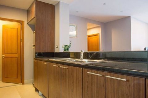 Condominio de 2 dormitorios en Sathon, Bangkok, Tailandia № 76584 - foto 20