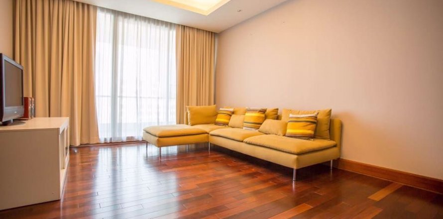 Condominio de 2 dormitorios en Sathon, Bangkok, Tailandia № 76584