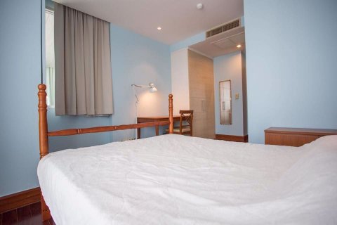 Condominio de 2 dormitorios en Sathon, Bangkok, Tailandia № 76584 - foto 4