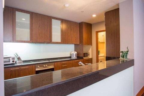 Condominio de 2 dormitorios en Sathon, Bangkok, Tailandia № 76584 - foto 19