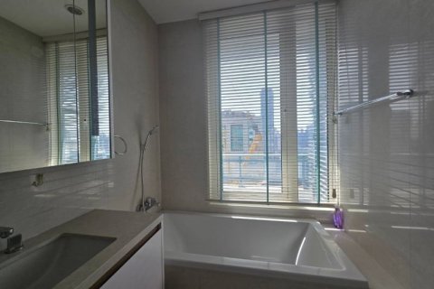 Condo in Pathum Wan, Bangkok, Thailand, 2 bedrooms  № 123864 - photo 13