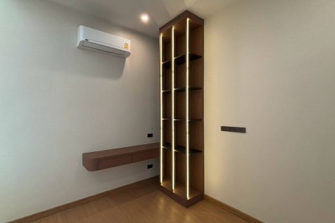 Casa de 3 dormitorios en Pattaya, Tailandia № 122938 - foto 15