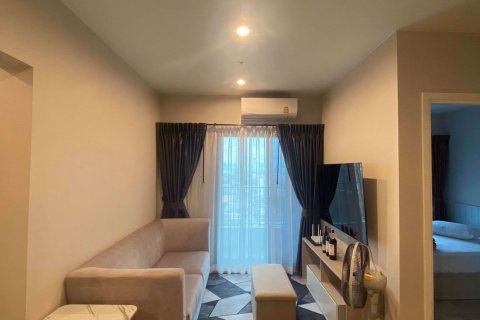 Condominio de 2 dormitorios en Bangkok, Tailandia en The Privacy Rama 9  № 77428