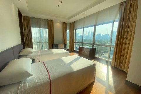 คอนโดมิเนียมในปทุมวัน, กรุงเทพฯ, ประเทศไทย, 4 ห้องนอน № 123878 - รูปถ่าย 25
