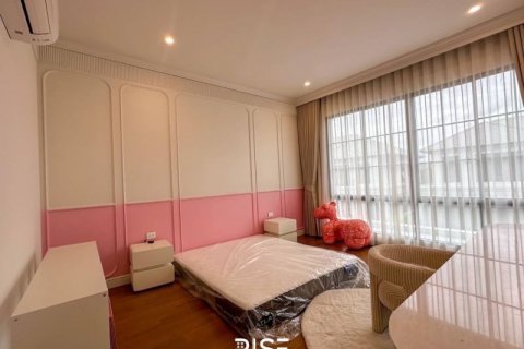 บ้านในบางกะปิ, กรุงเทพฯ, ประเทศไทย 4 ห้องนอน № 123874 - รูปถ่าย 13