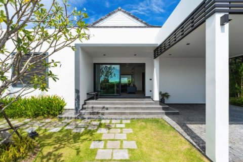 Casa de 3 dormitorios en Hua Hin, Tailandia № 125244 - foto 5