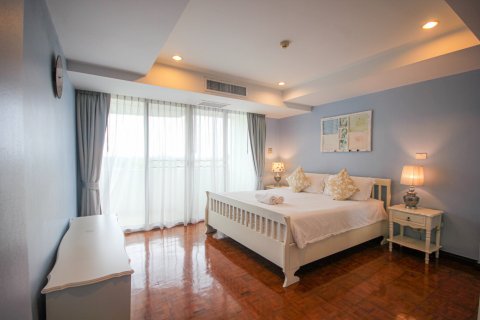 Condominio de 2 dormitorios en Hua Hin, Tailandia № 125240 - foto 10
