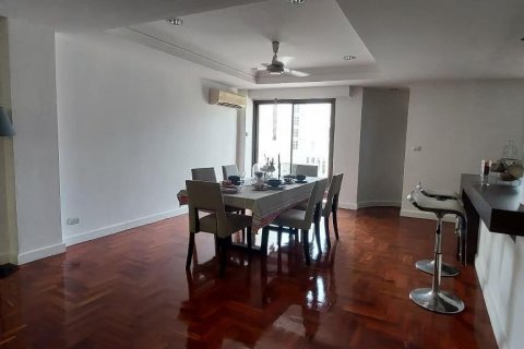 Eigentumswohnung in Sathon, Bangkok, Thailand, 5 Schlafzimmer № 123629 - Foto 12