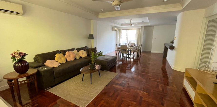 Eigentumswohnung in Sathon, Bangkok, Thailand, 5 Schlafzimmer № 123629