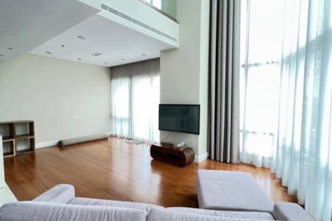 คอนโดมิเนียมในคลองเตย, กรุงเทพฯ, ประเทศไทย, 3 ห้องนอน № 123633 - รูปถ่าย 5