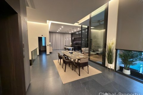 Casa de 6 dormitorios en Pattaya, Tailandia № 132287 - foto 10