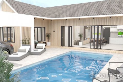 Casa de 5 dormitorios en Pattaya, Tailandia № 132290