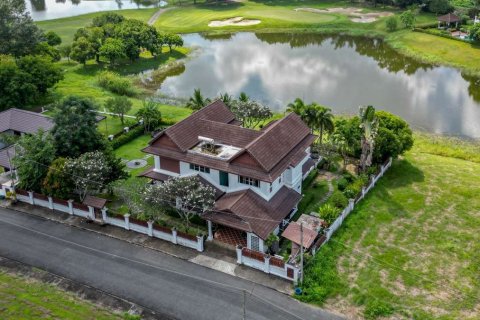 Chalet de 4 dormitorios en Chiang Mai, Tailandia № 121477 - foto 16