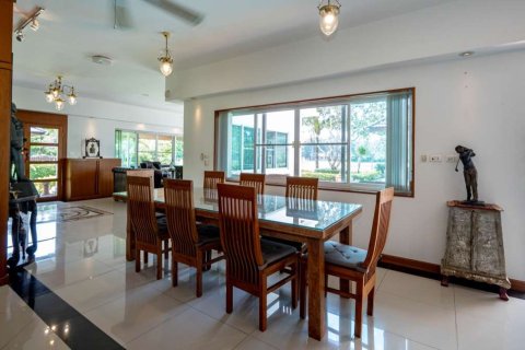 Chalet de 4 dormitorios en Chiang Mai, Tailandia № 121477 - foto 6