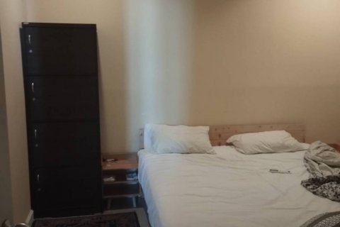 Condominio de 2 dormitorios en Khlong San, Bangkok, Tailandia № 144493 - foto 3