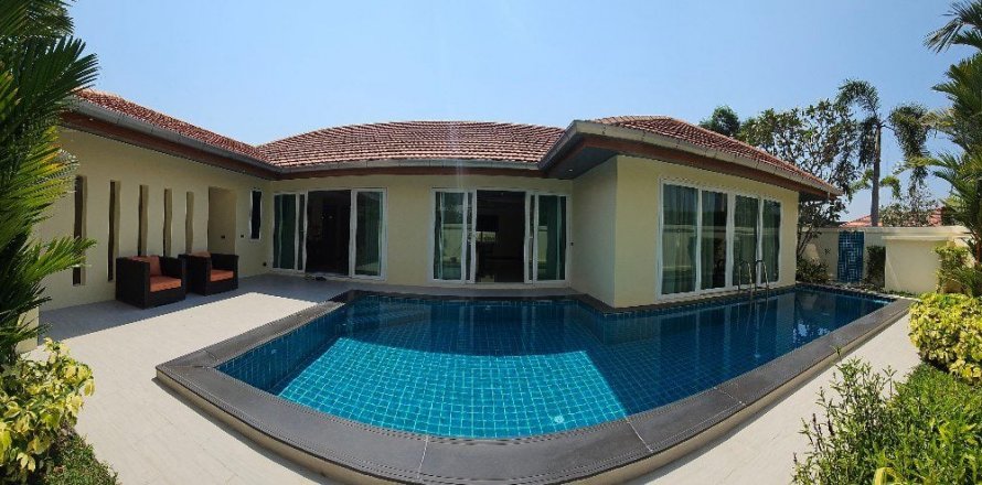 Maison à Pattaya, Thaïlande 4 chambres № 120540