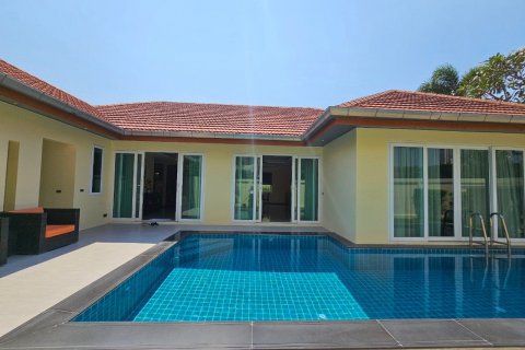 Maison à Pattaya, Thaïlande 4 chambres № 120540 - photo 6