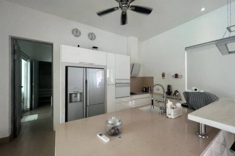 Chalet de 3 dormitorios en Prachuap Khiri Khan, Tailandia № 120505 - foto 6