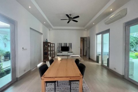 Chalet de 3 dormitorios en Prachuap Khiri Khan, Tailandia № 120505 - foto 3