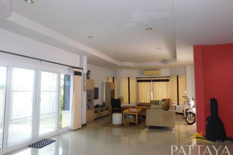 Casa de 2 dormitorios en Pattaya, Tailandia № 100029 - foto 17