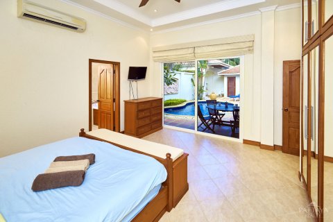 Casa de 2 dormitorios en Pattaya, Tailandia № 100028 - foto 11