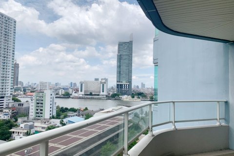 Condominio de 3 dormitorios en Khlong San, Bangkok, Tailandia № 101838 - foto 22