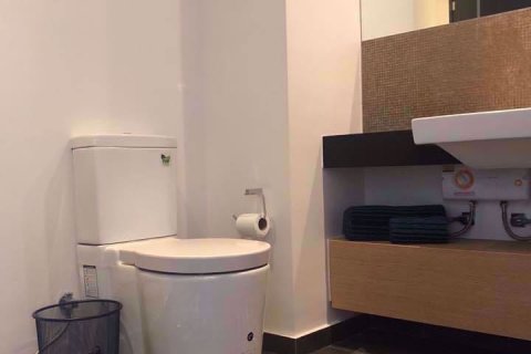 Condominio de 1 dormitorio en Watthana, Bangkok, Tailandia № 77236 - foto 11