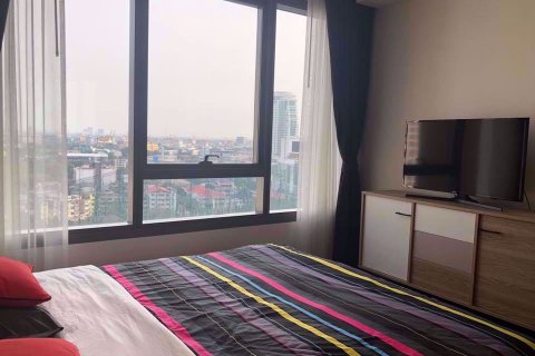 Condominio de 1 dormitorio en Watthana, Bangkok, Tailandia № 77236 - foto 9