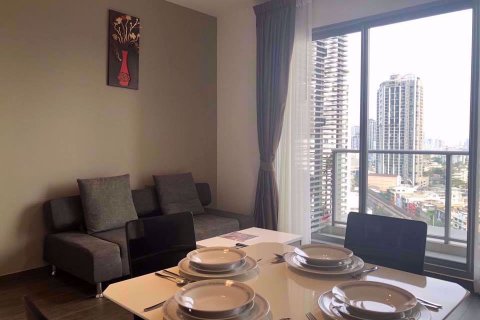 Condominio de 1 dormitorio en Watthana, Bangkok, Tailandia № 77236 - foto 6