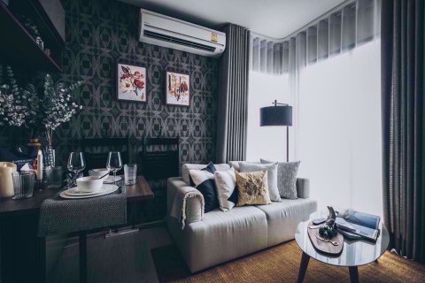 Condo à Ratchathewi, Bangkok, Thaïlande, 2 chambres  № 77234