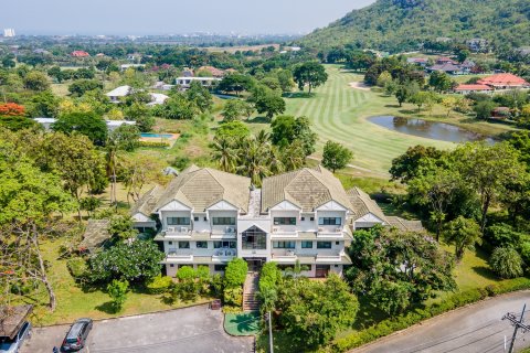 Condo in Hua Hin, Thailand, 3 bedrooms  № 125338