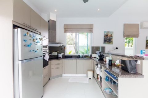 Casa de 3 dormitorios en Hua Hin, Tailandia № 125343 - foto 6