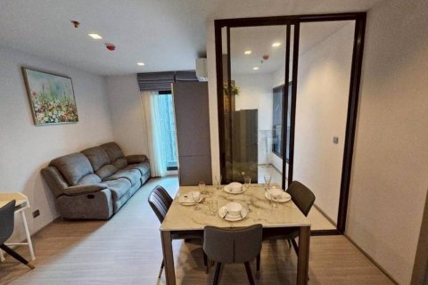 Condominio de 2 dormitorios en Nonthaburi, Tailandia № 132515 - foto 2