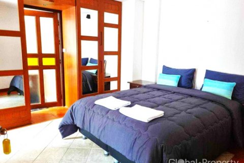 Casa de 4 dormitorios en Pattaya, Tailandia № 132339 - foto 10