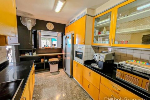 Condominio de 1 dormitorio en Pattaya, Tailandia № 132340 - foto 11