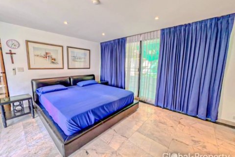 Condominio de 1 dormitorio en Pattaya, Tailandia № 132340 - foto 14