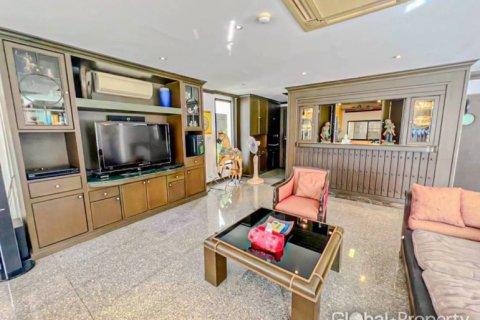 Condominio de 1 dormitorio en Pattaya, Tailandia № 132340 - foto 7