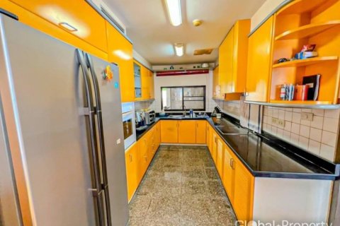 Condominio de 1 dormitorio en Pattaya, Tailandia № 132340 - foto 12
