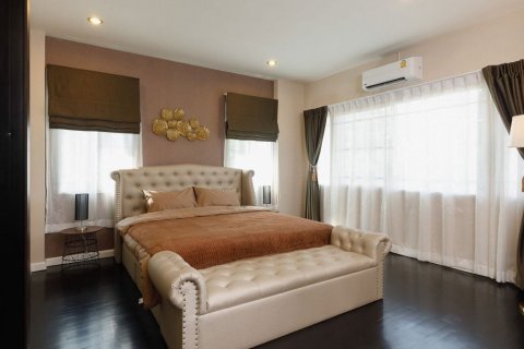 Casa de 3 dormitorios en Chiang Mai, Tailandia № 126328 - foto 7