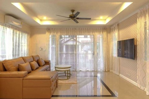 Casa de 3 dormitorios en Chiang Mai, Tailandia № 126328 - foto 18