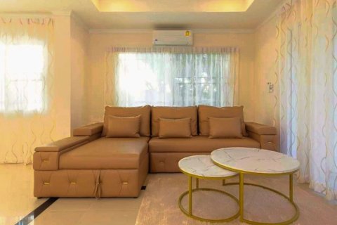 Casa de 3 dormitorios en Chiang Mai, Tailandia № 126328 - foto 9