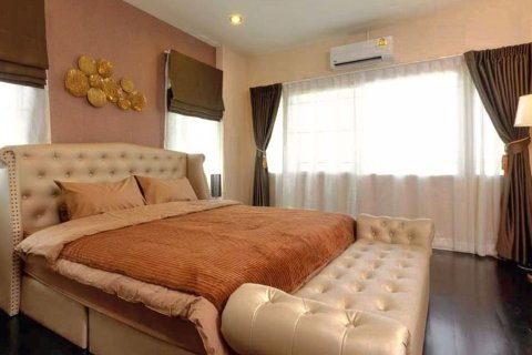 Casa de 3 dormitorios en Chiang Mai, Tailandia № 126328 - foto 17