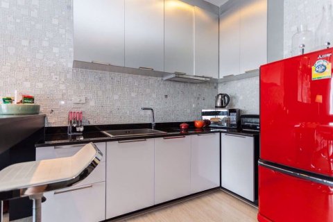 Condominio de 1 dormitorio en Chatuchak, Bangkok, Tailandia № 76146 - foto 5