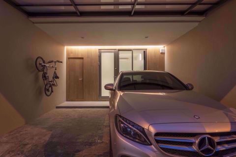 Casa de 3 dormitorios en Khlong Toei, Bangkok, Tailandia № 76142 - foto 15