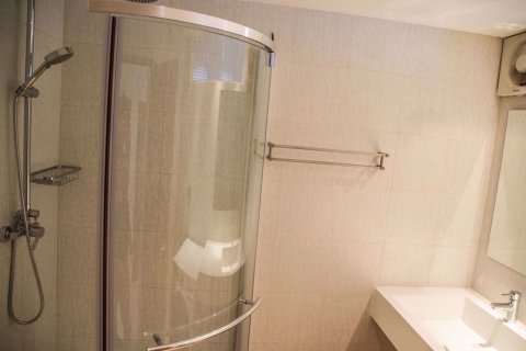 Condominio de 1 dormitorio en Bang Rak, Bangkok, Tailandia № 76147 - foto 9